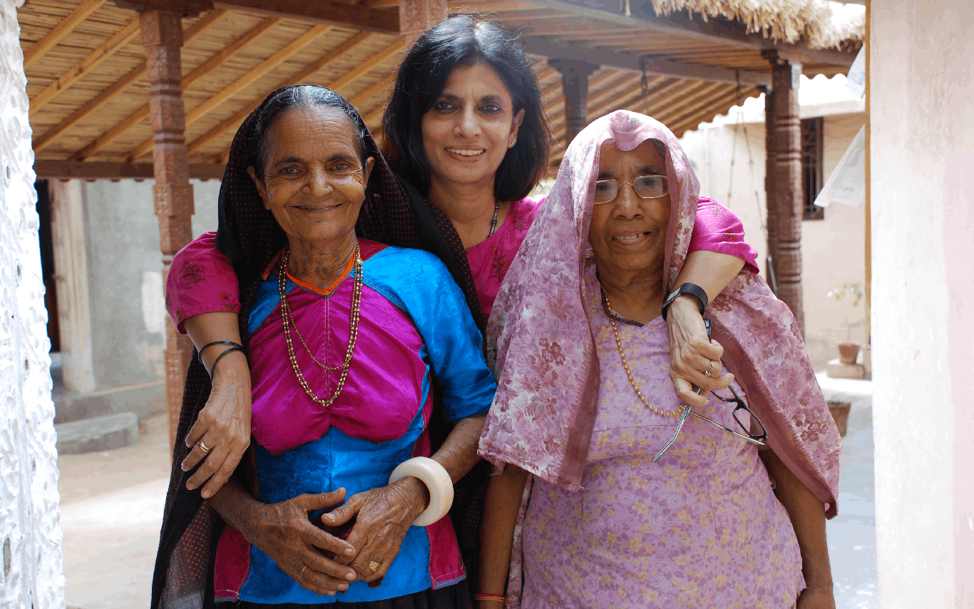 From the field – Nina with Meghiben and Raniben in Kutch